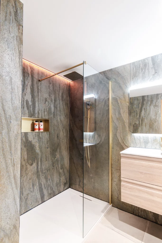 rénovation carrelage décoration salle de bain chambéry la motte servolex désign interieur